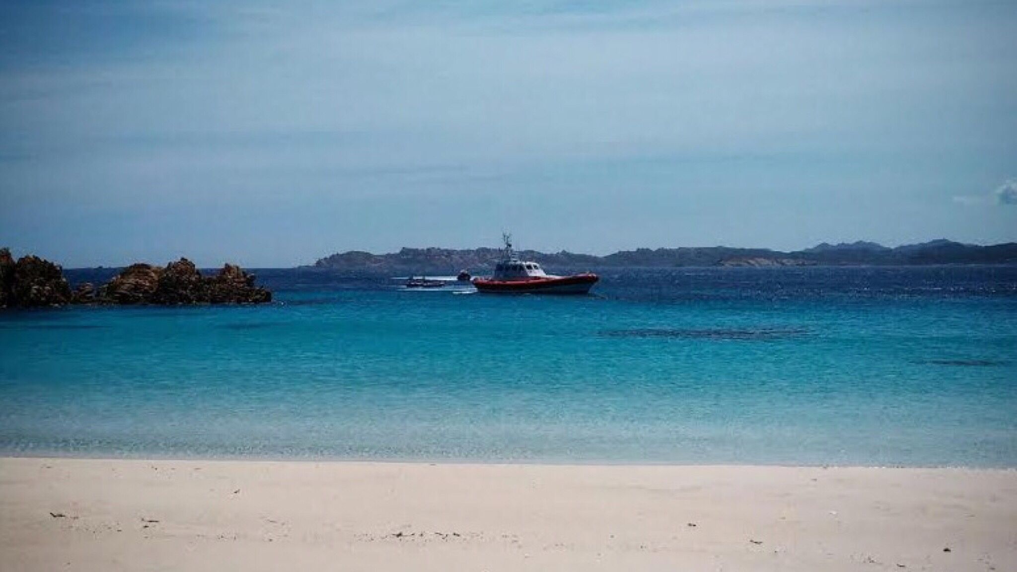 La Maddalena: per disinfestazione chiusi accessi alle spiagge