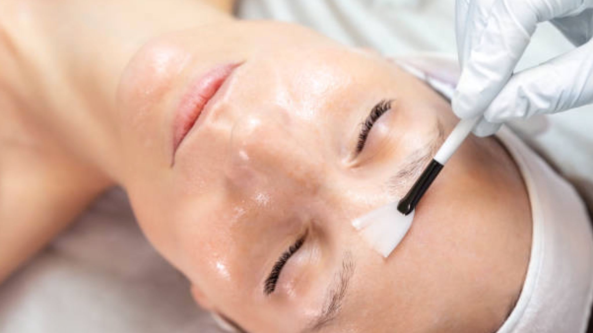 Bellezza viso: ecco i benefici della maschera all'argilla