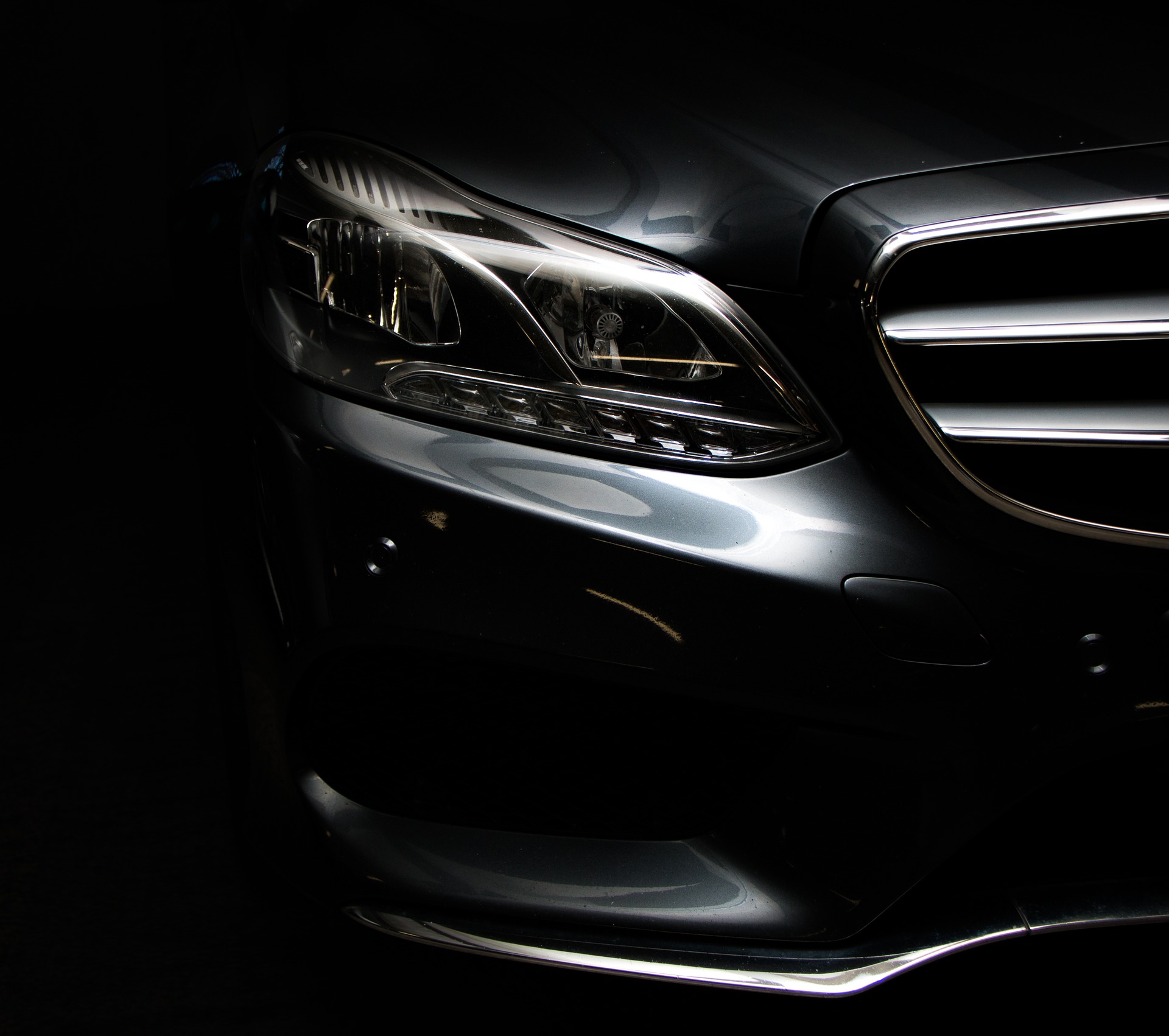  Rapex segnala richiamo per i modelli Mercedes Classe E e CLS.