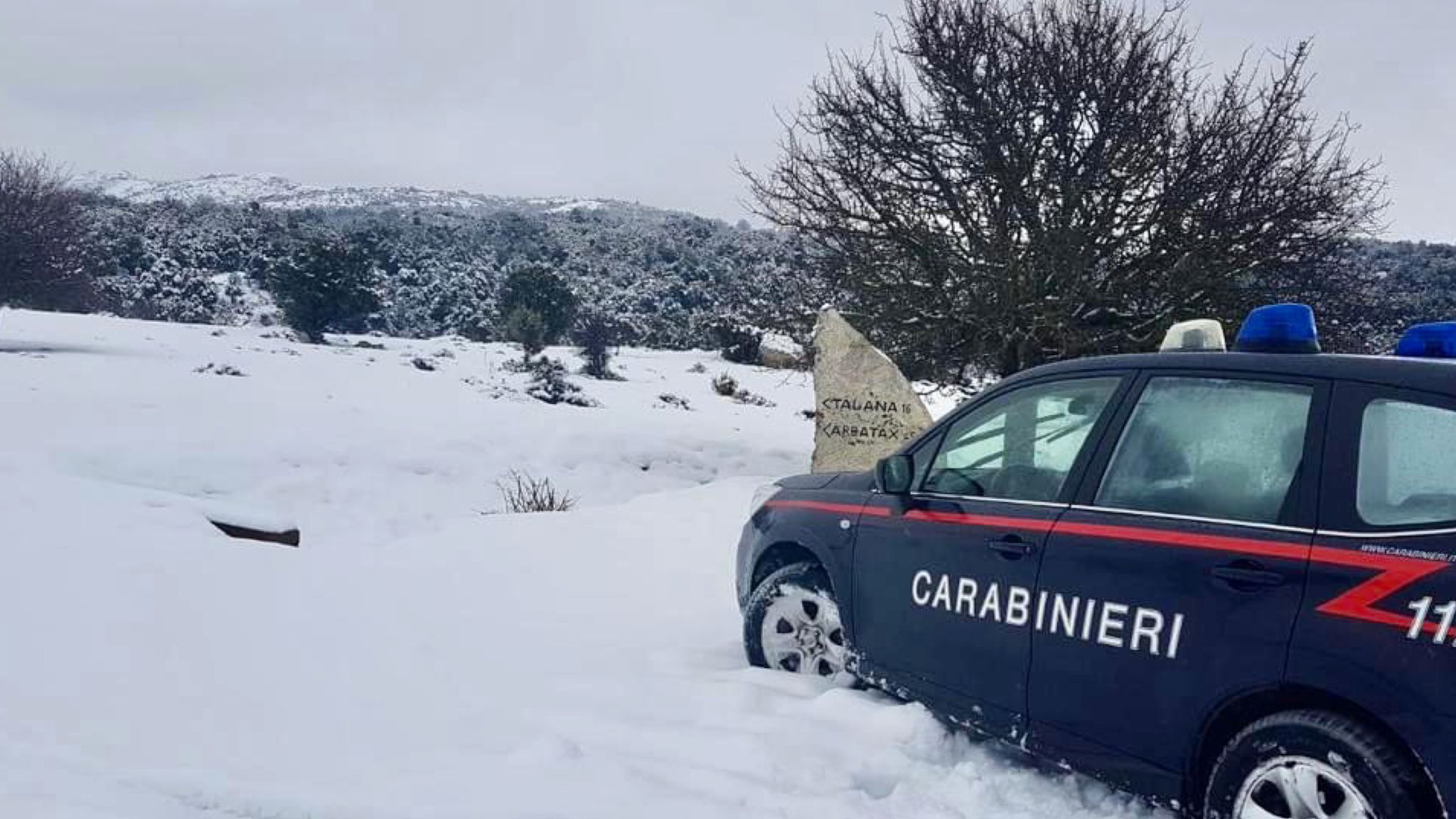 Sardegna, ancora un buongiorno con la neve: la foto con centinaia di 