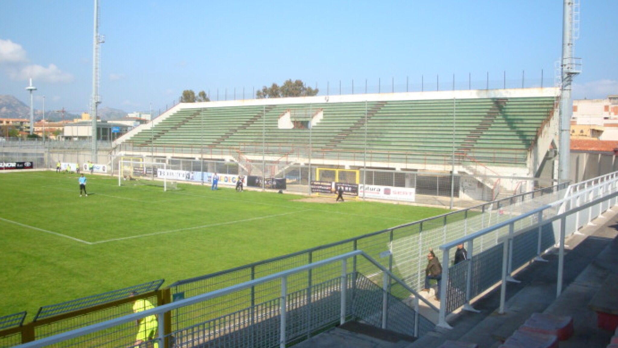 Olbia Calcio e Doreca Italia: l'inizio di una nuova partnership per la stagione sportiva 