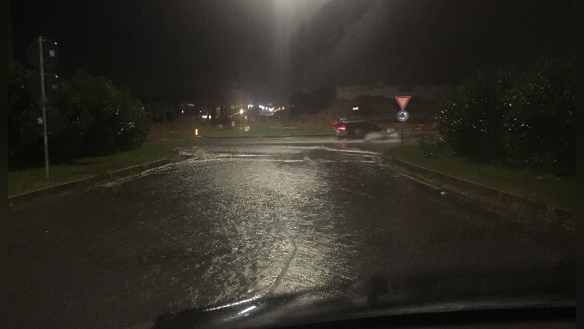 Olbia, maltempo: allagamenti in città