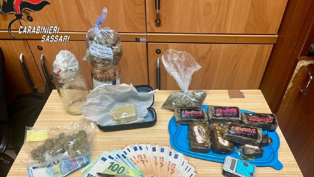 Olbia, giovane fermato nel centro città con un chilo di hashish