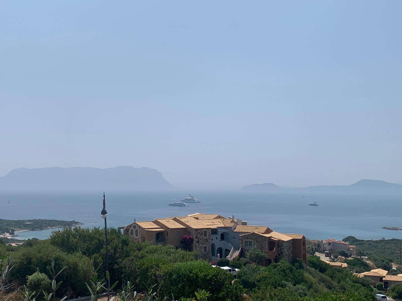 Golfo Aranci: sceicchi e imprenditori scelgono la baia di Terrata