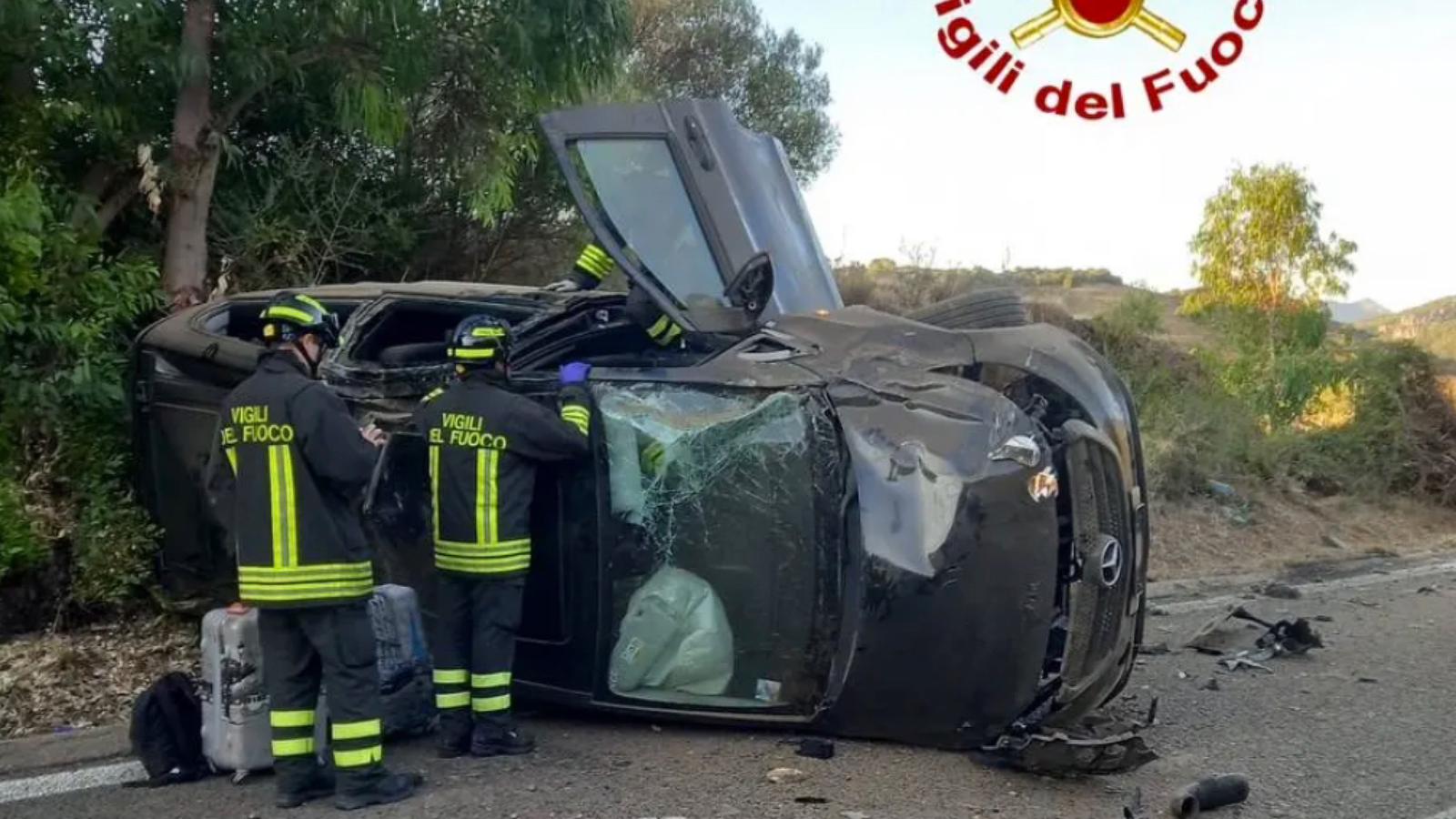 Auto si ribalta in direzione Olbia: 4 feriti