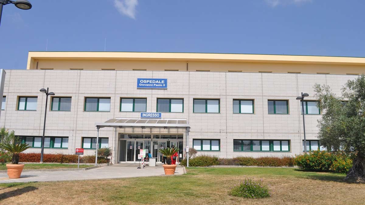 Ospedale Olbia, no visite: 