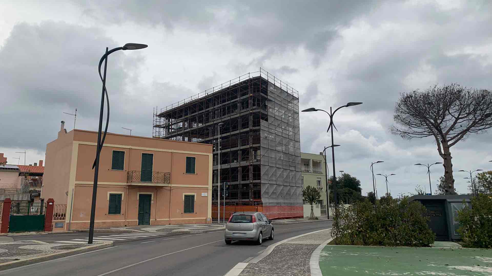 Olbia: limite 11 m di altezza alla skyline di via Redipuglia, ma c'è già il primo palazzone