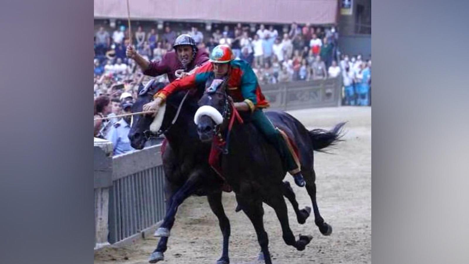 Palio Siena: vince il fantino sardo Giovanni Atzeni 