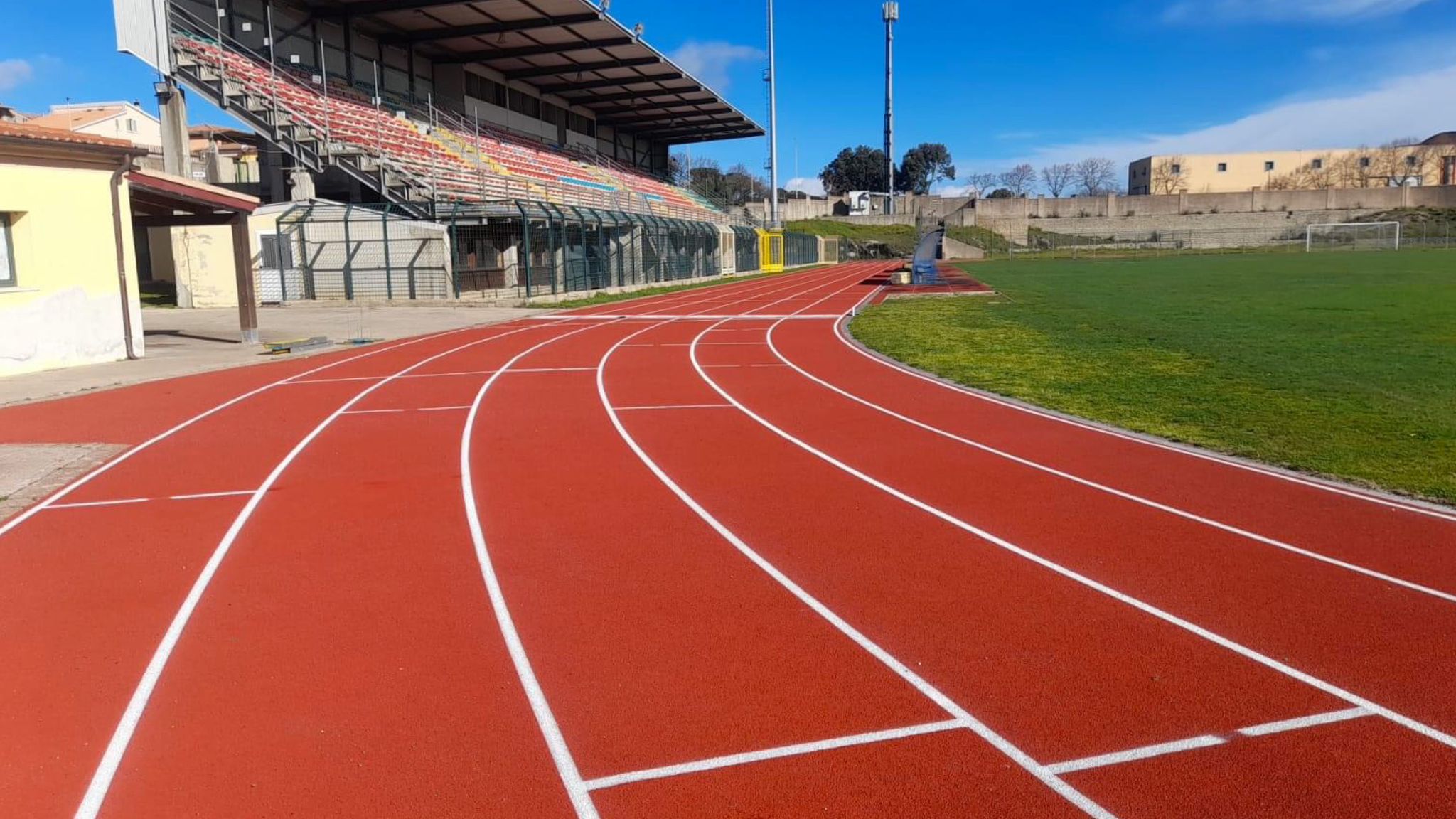 Tempio, terminati i lavori: ecco la nuova pista di atletica dello stadio Manconi