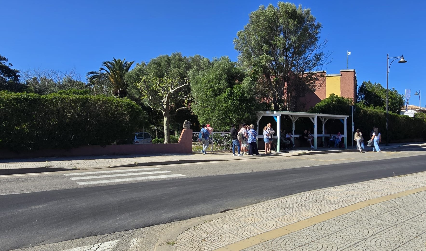 Olbia: a Pittulongu nuovo asfalto ma spariscono le strisce pedonali