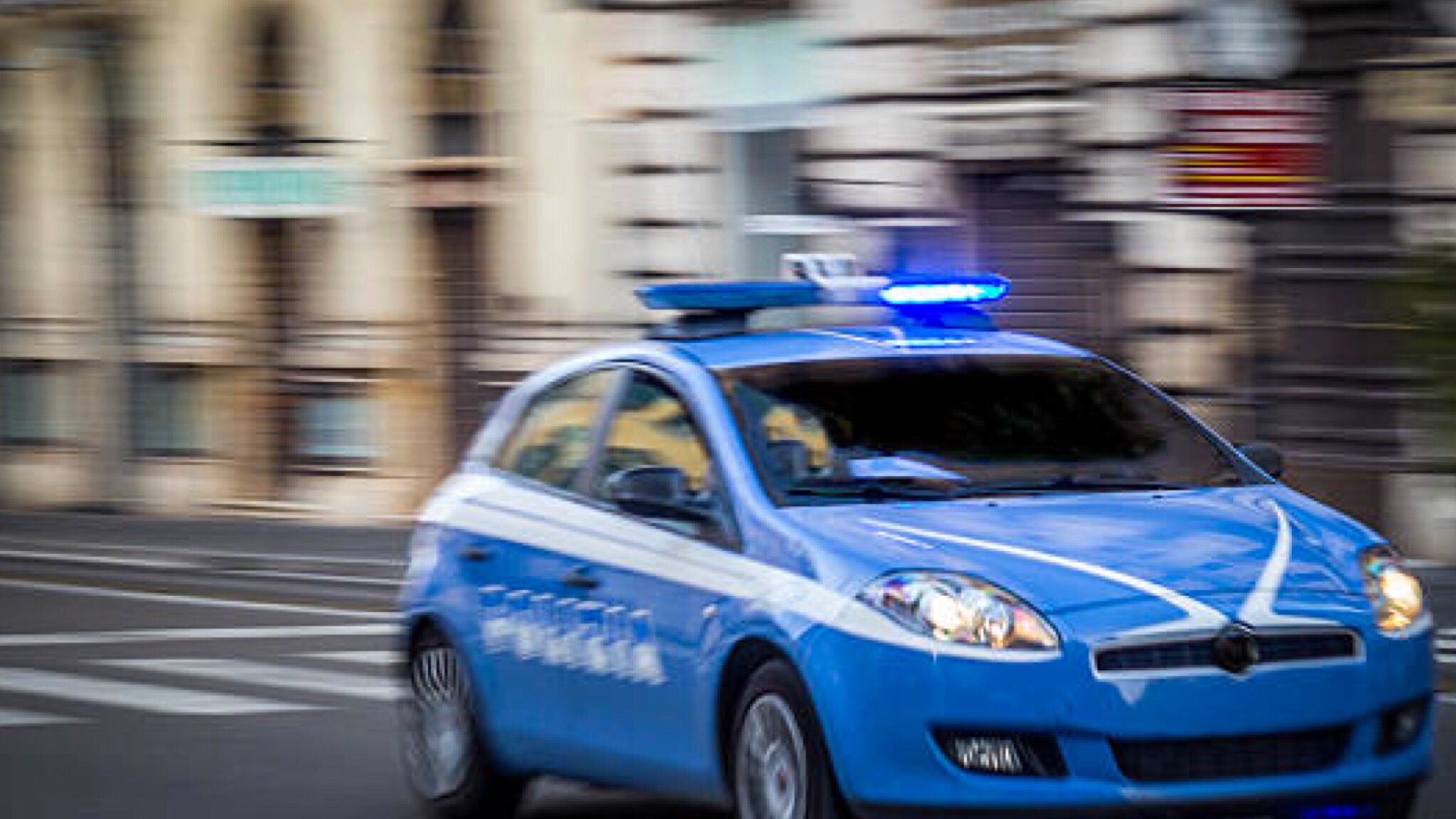 Nord Sardegna, in auto con un grosso quantitativo di droga: arrestato