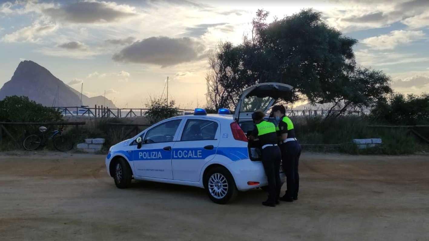 Loiri Porto San Paolo, camper in sosta irregolare: scattano le multe