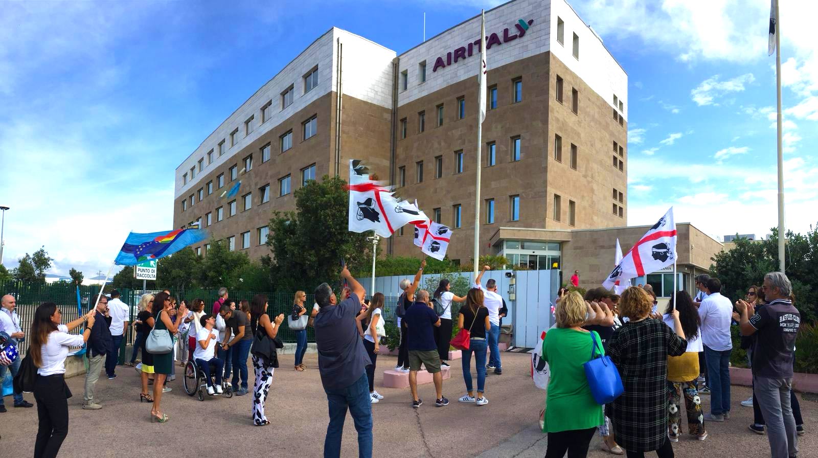 Olbia: colloqui di lavoro per 110 manutentori Air Italy