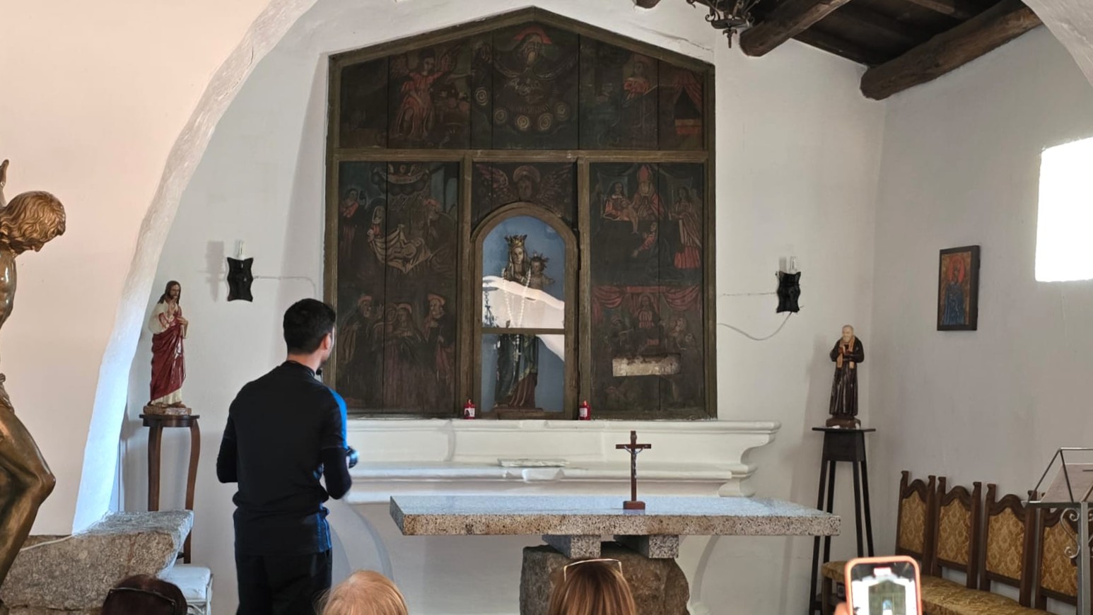Olbia, il retablo di Cabu Abbas verso il restauro: la Pro Loco guidata da Laura Ghisu avvia il percorso