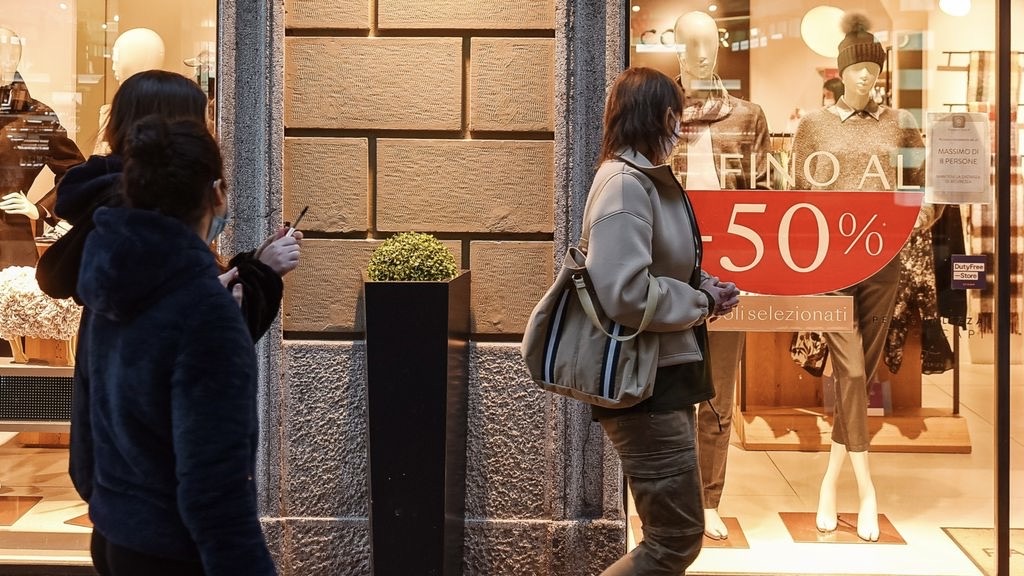 Olbia, la lunga stagione dei saldi: ecco le dritte per acquisti sicuri (anche online)
