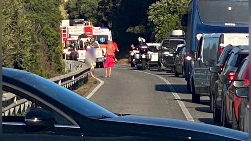 Gallura, incidente stradale: traffico in tilt