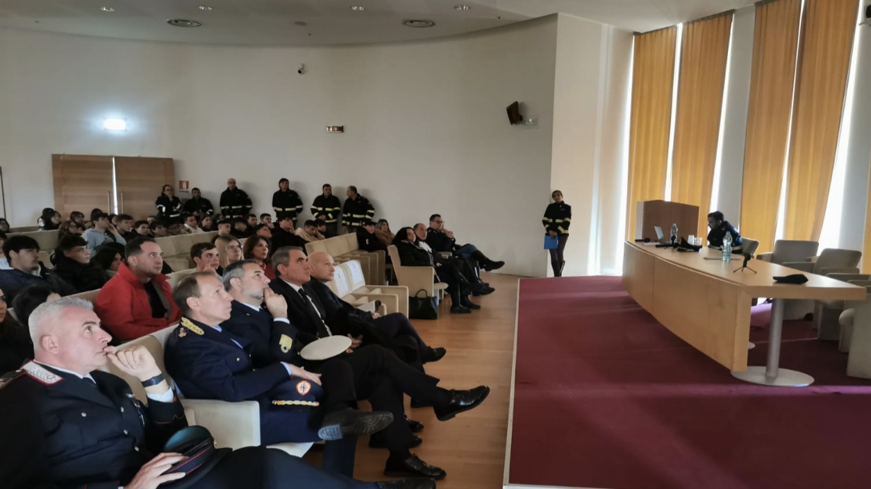 Olbia, la Polizia Stradale ricorda le vittime della strada