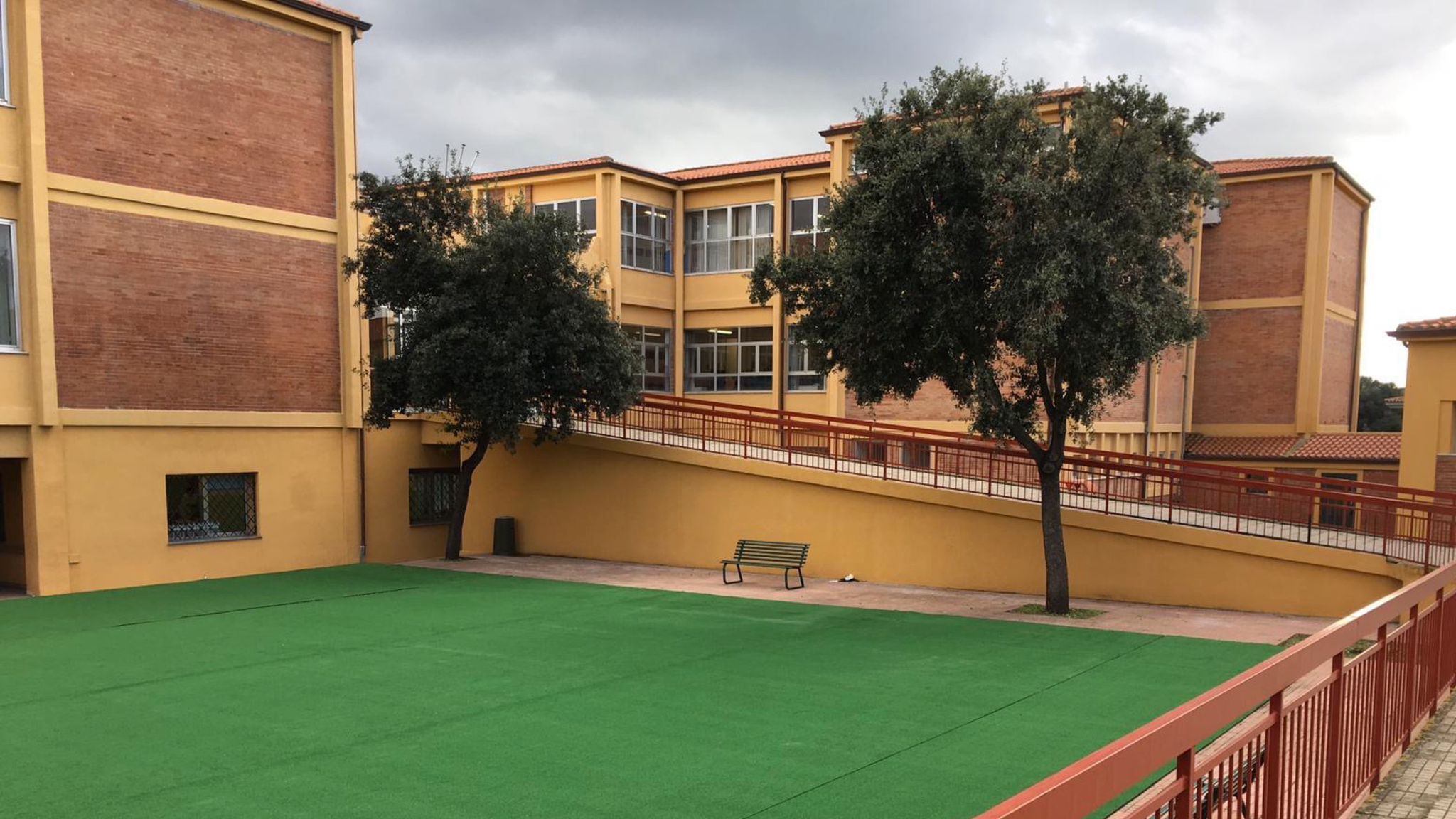 Arzachena, scabbia in due edifici scolastici: scatta la sanificazione