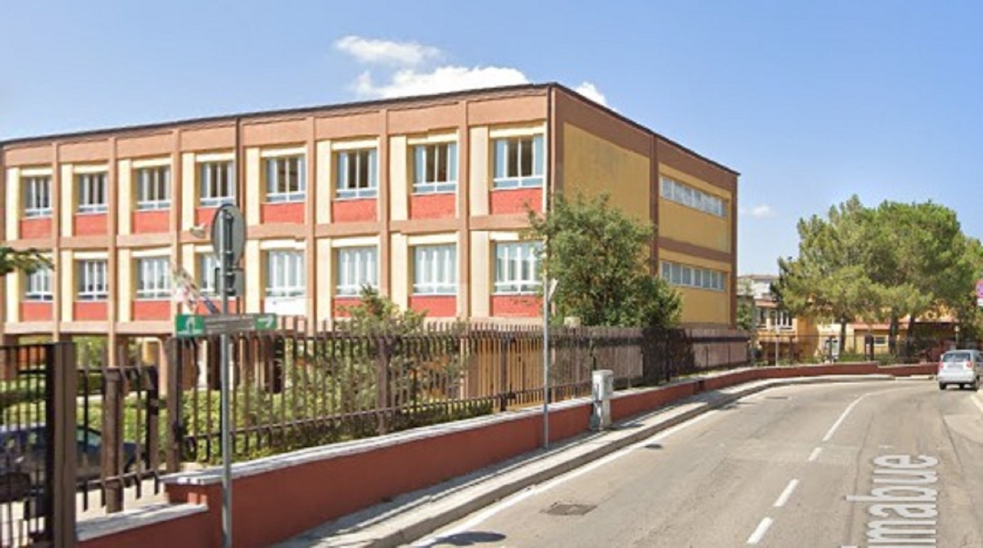 Olbia, scuola elementare Santa Maria: 