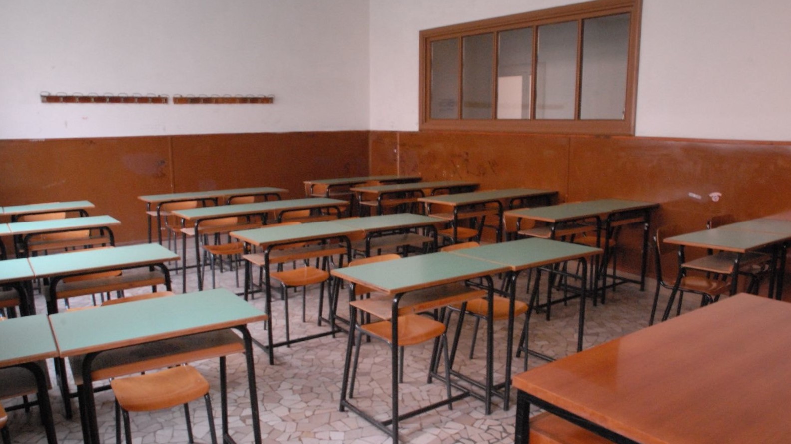 Allarme scabbia: a Cagliari chiude la quinta scuola