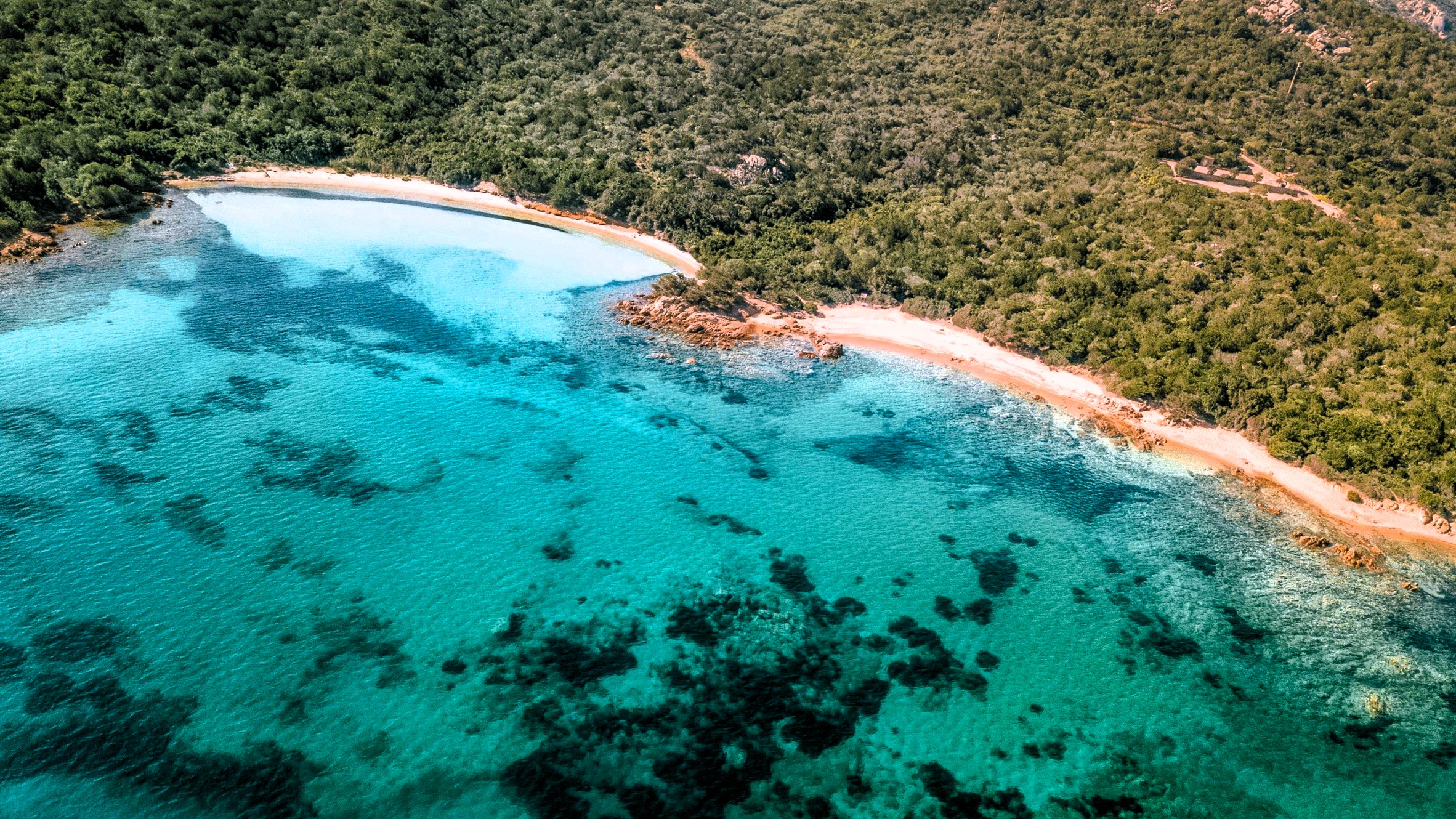 Arzachena, Le Piscine: prenotazione auto fino al 31 agosto