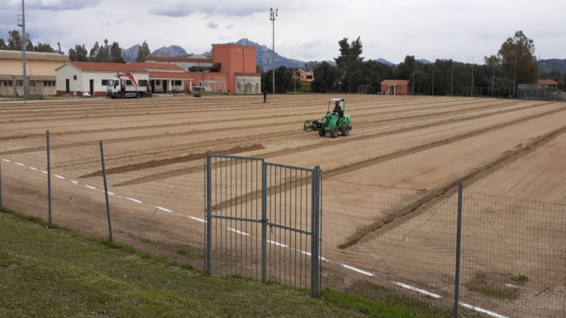 Arzachena: l’impianto sportivo Luigi Orecchioni affidato a professionisti del calcio
