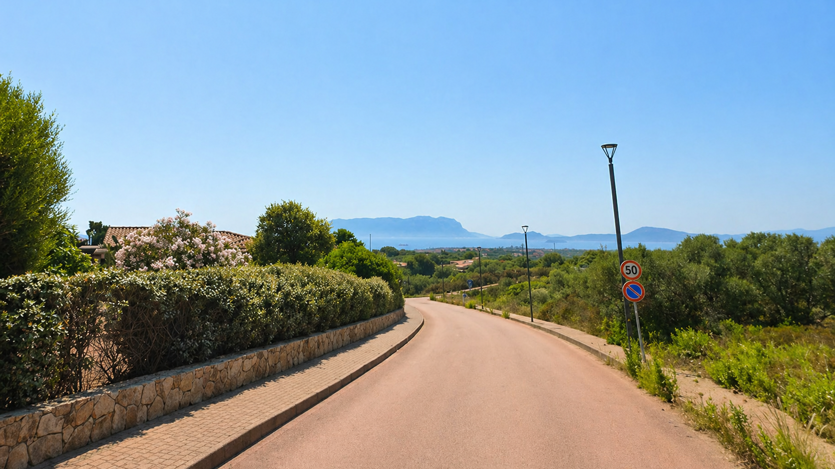 Golfo Aranci, tribunale revoca sequestro Villa Nizzi: resta il nodo piscina