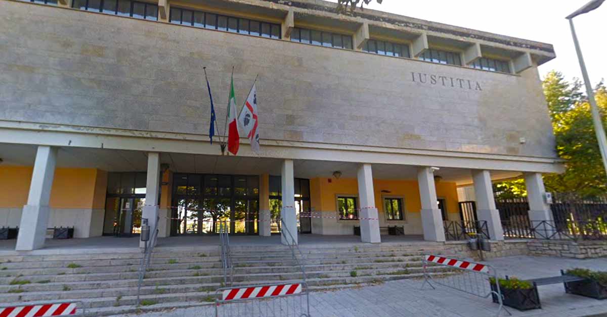 Tempio, abusi su minorenne: 22enne a processo