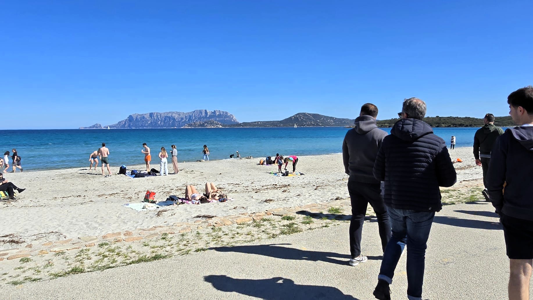 Gallura sempre più ricca di turismo, ma vivere diventa un lusso: l’allarme della CGIL