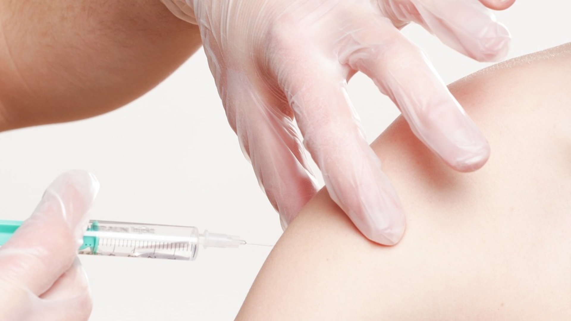 La Maddalena aggiornamento vaccinazioni: 12 anziani di 90 anni ricevono il vaccino anti- Covid