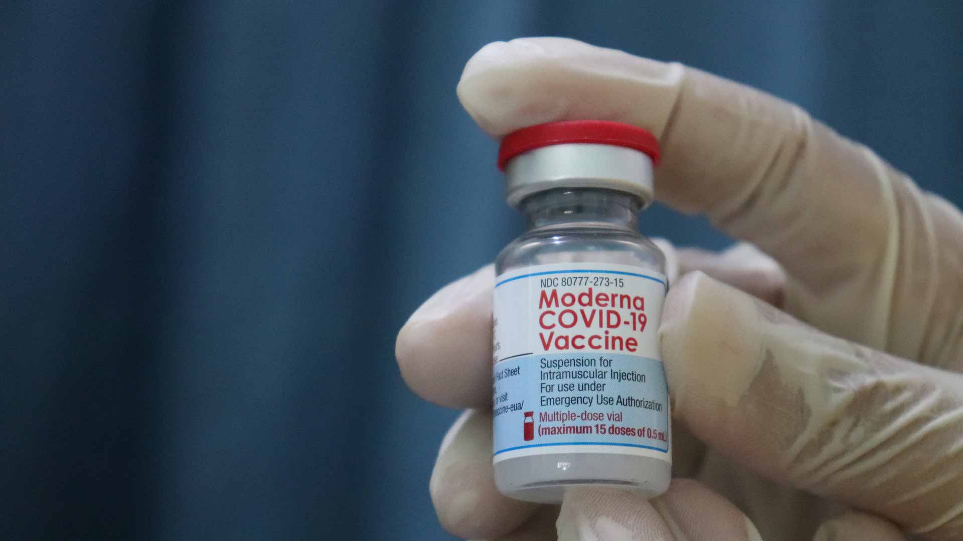 Vaccinazione: in Sardegna terza dose per over 16