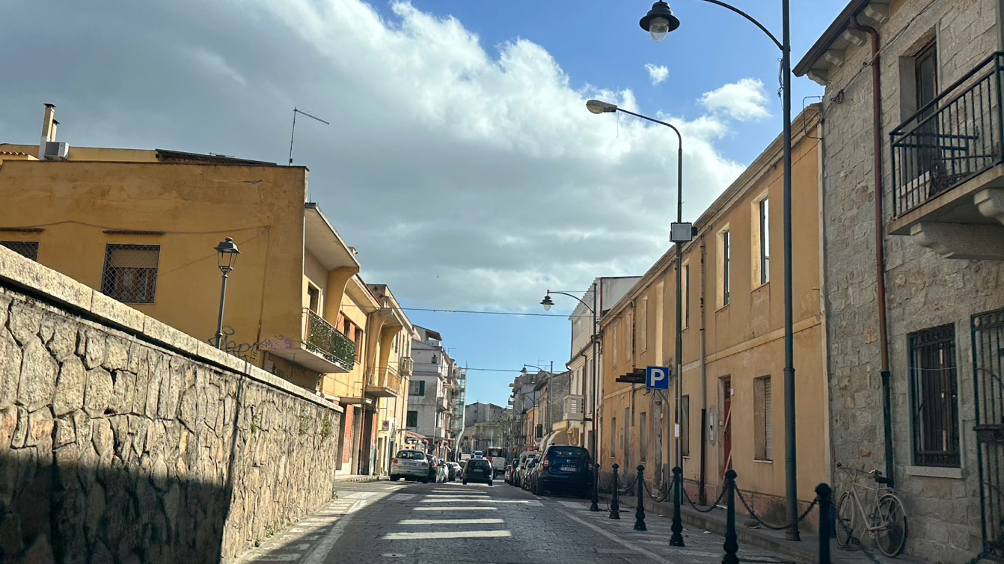 Olbia, demolizione e ricostruzione immobile: chiude via San Simplicio