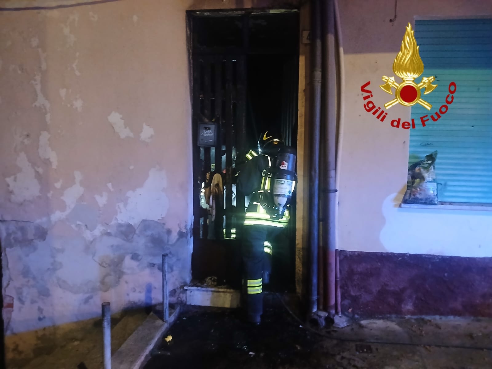 Tempio, incendio nella notte in un’abitazione: proprietario in Pronto Soccorso