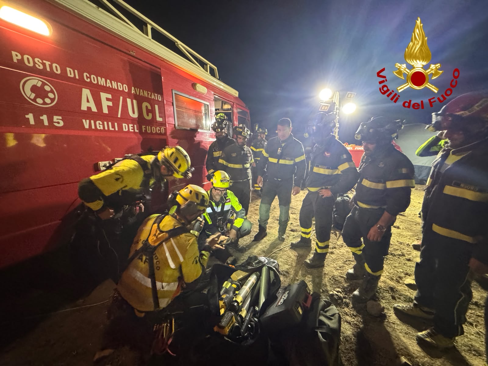 Urzulei, speleologo intrappolato nella grotta: soccorsi senza sosta per tutta la notte