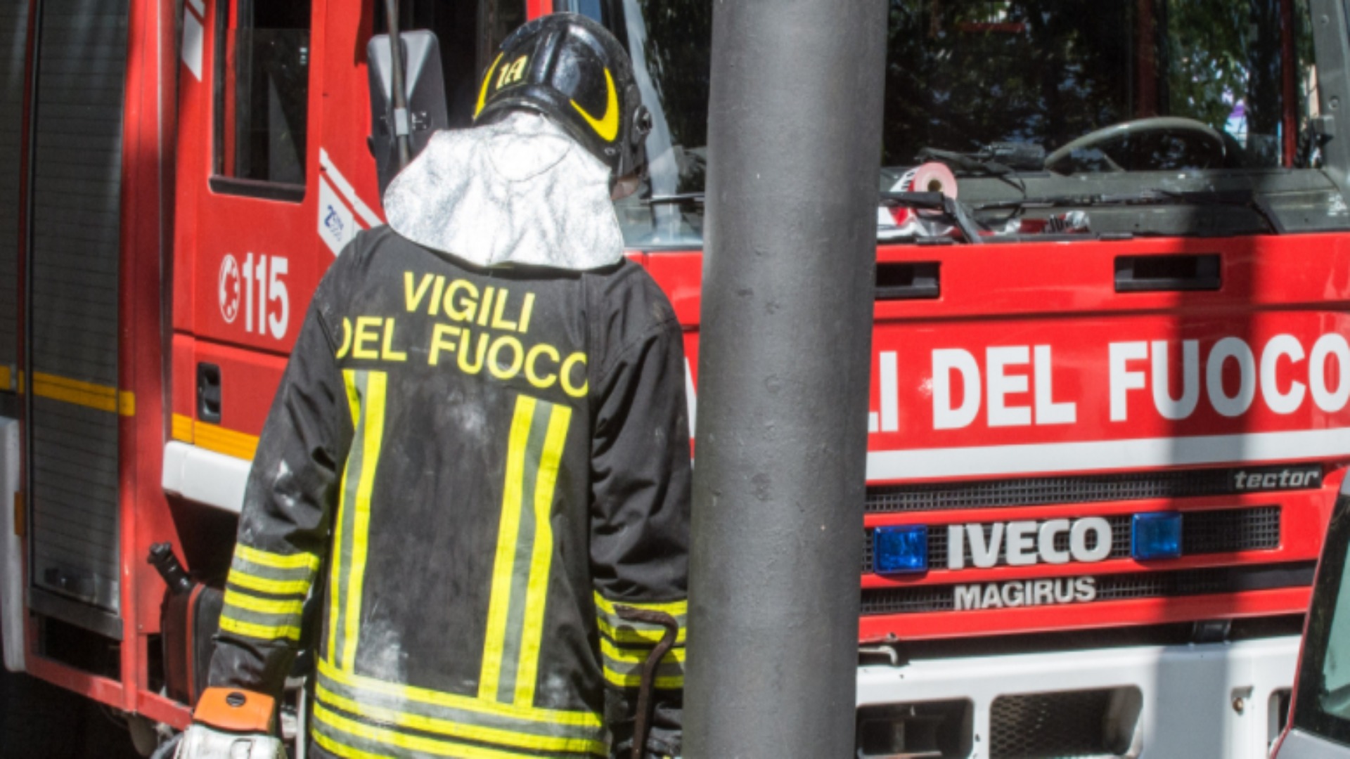 Luogosanto, incendio in una casa: l'intervento dei Vigili del Fuoco evita tragiche conseguenze