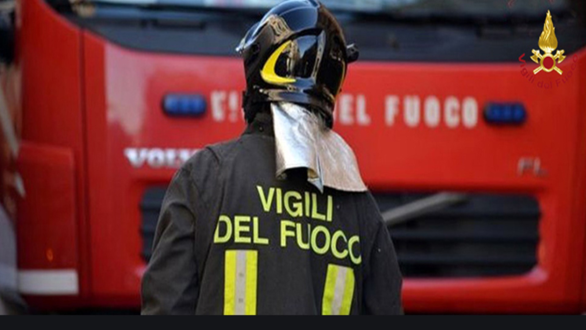 Incendio in corso: traffico bloccato sulla ss 131 