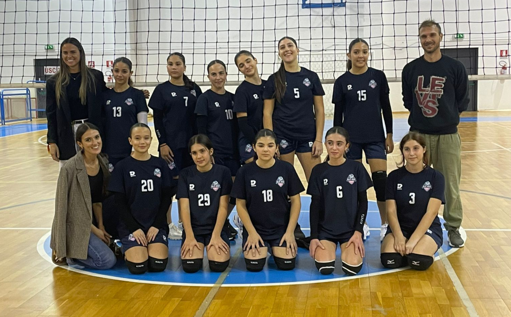 Golfo Aranci: con Raffaella Meloni il volley torna a ruggire