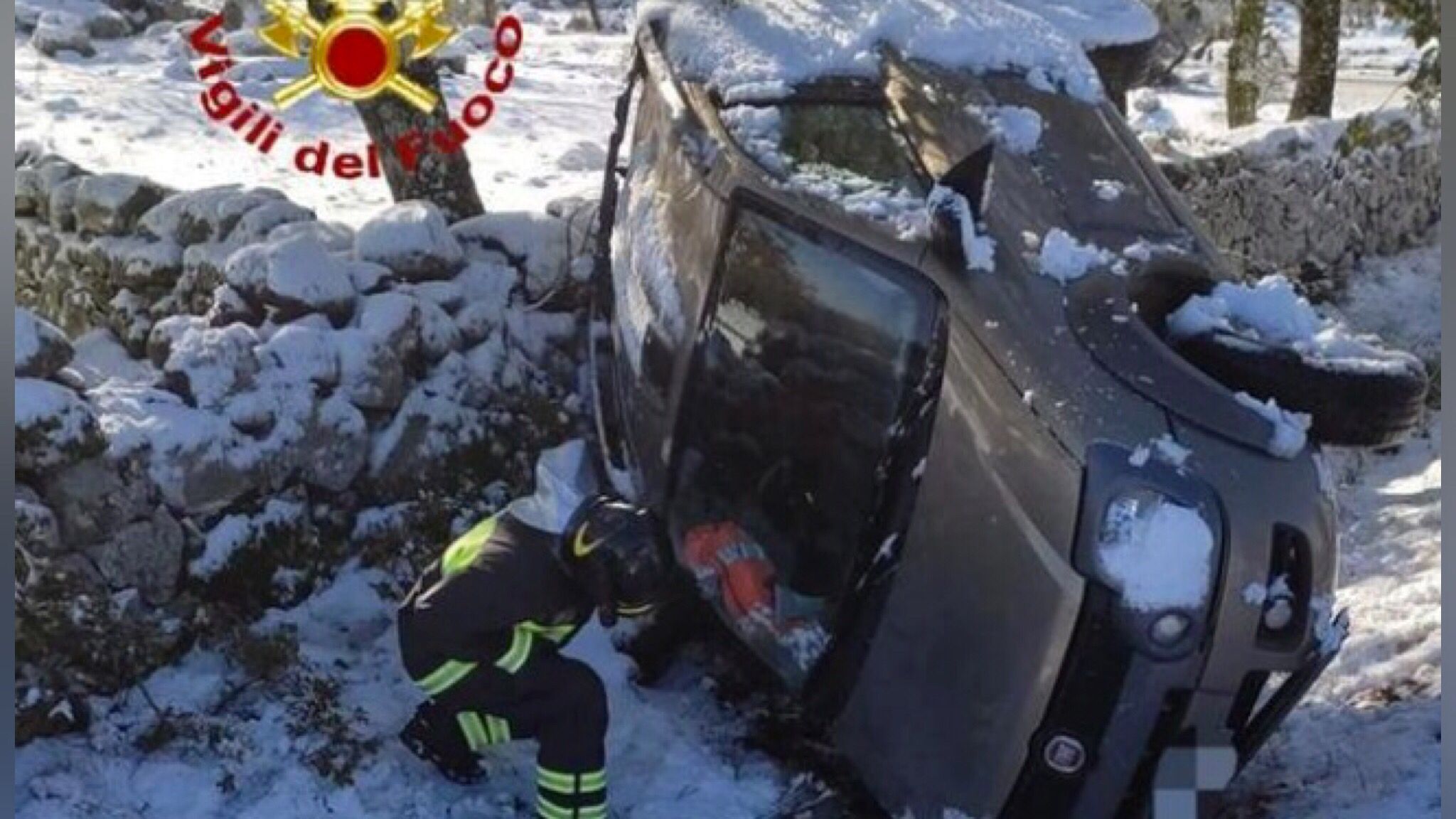 Nord Sardegna, maltempo: auto esce fuori strada, un ferito