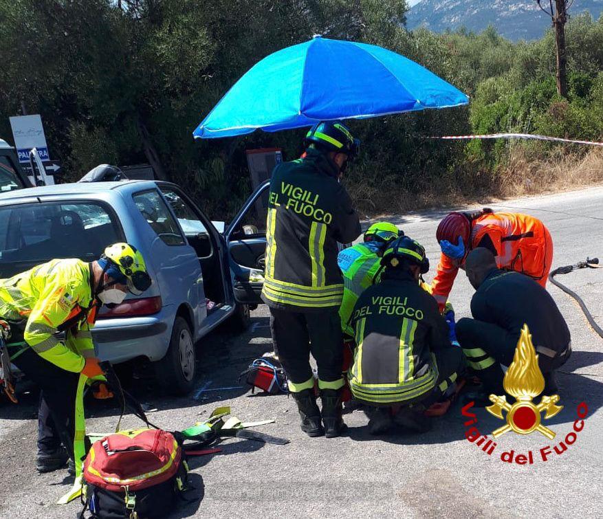Olbia, frontale a Porto Rotondo: donna trasportata in elisoccorso