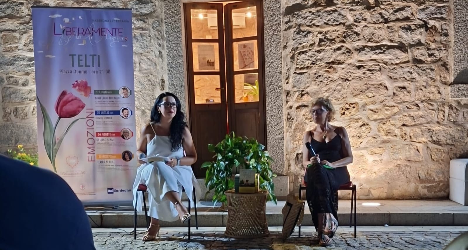 Telti, successo per la presentazione del romanzo di Maria Laura Berlinguer: 